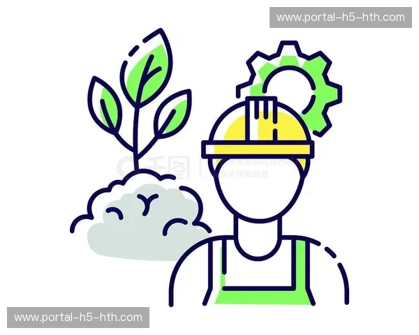 用户生成内容生态培育，补充专业生产内容