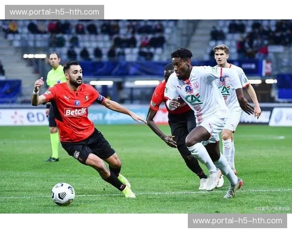 里昂vs尼斯赛前伤情报告：双方合计13人缺阵将如何影响比赛走势？
